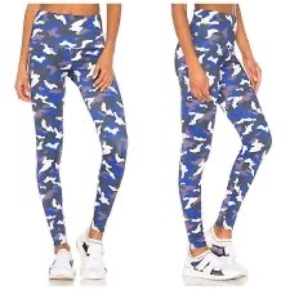Onzie Midnight Blue High Rise Camouflage Hot Yoga Leggings Size S/M EUC - Picture 3 of 16
